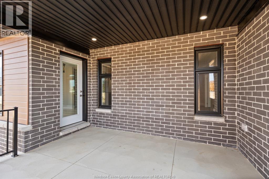 18 Woodland Street, Kingsville, Ontario  N9Y 0A9 - Photo 6 - 26004680