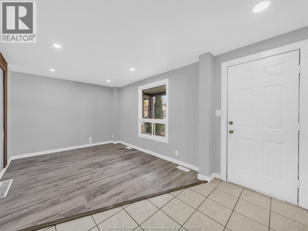 1153 University, Windsor, Ontario  N9A 3A5 - Photo 5 - 26004748