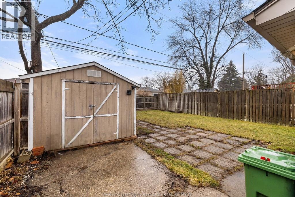 1726 Pillette Road, Windsor, Ontario  N8Y 3C6 - Photo 23 - 26004755