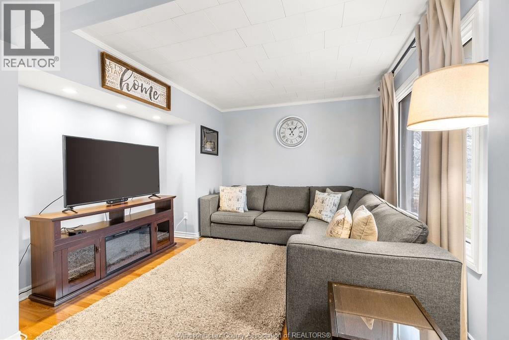 1726 Pillette Road, Windsor, Ontario  N8Y 3C6 - Photo 7 - 26004755