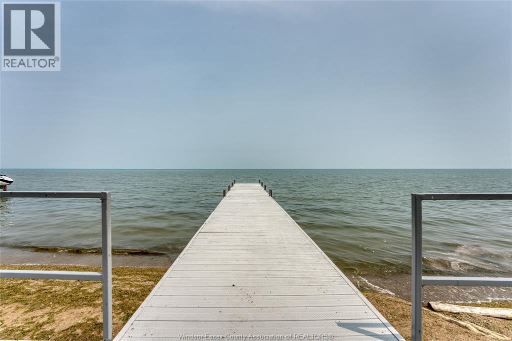 300 Elmgrove Drive, Lakeshore, Ontario  N8N 3S4 - Photo 28 - 26004753