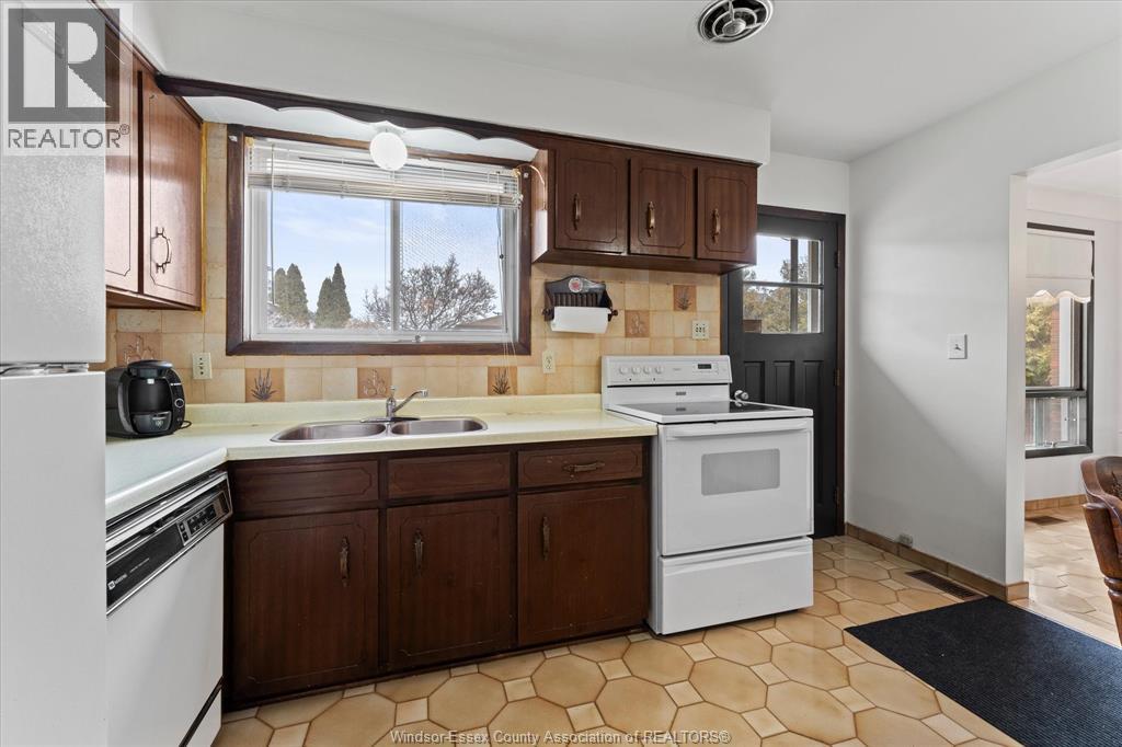 1116 Sumach Crescent, Windsor, Ontario  N8S 2S4 - Photo 10 - 26004764