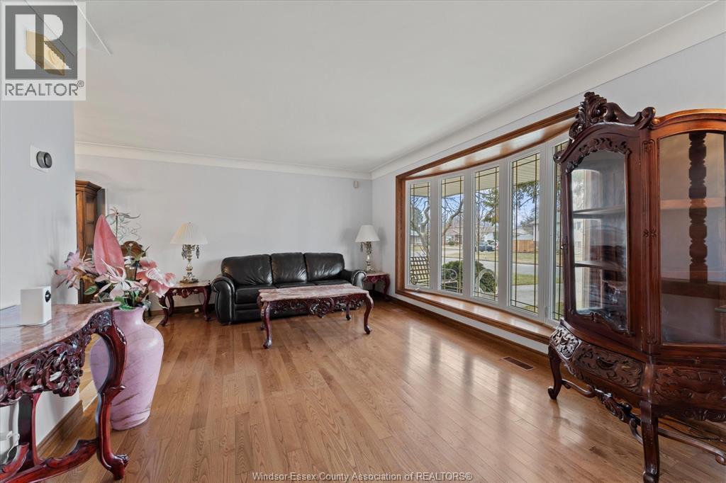 1116 Sumach Crescent, Windsor, Ontario  N8S 2S4 - Photo 5 - 26004764