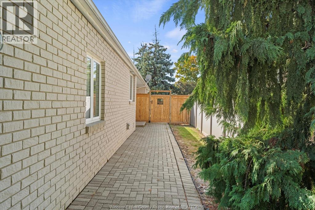 1467 Guildwood Crescent, Lasalle, Ontario  N9H 2B3 - Photo 33 - 26004757