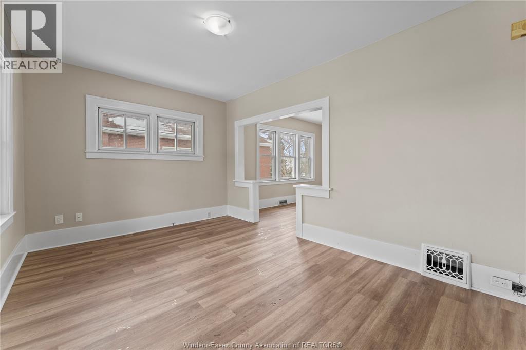 252-254 Giles Boulevard East, Windsor, Ontario  N9A 4C2 - Photo 9 - 26004777