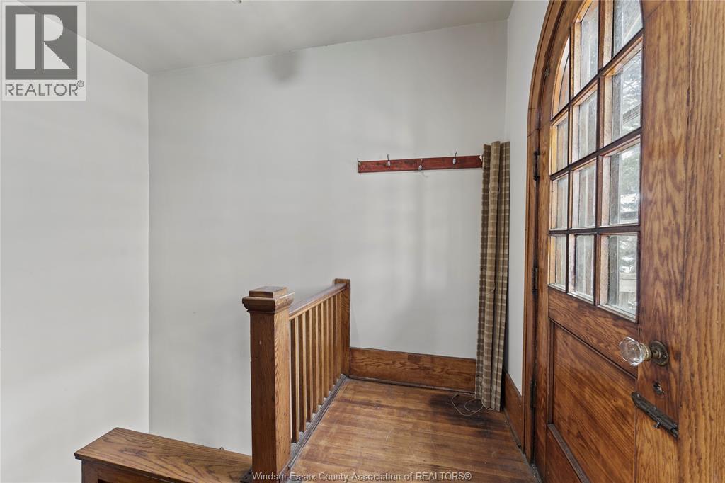 252-254 Giles Boulevard East, Windsor, Ontario  N9A 4C2 - Photo 4 - 26004776