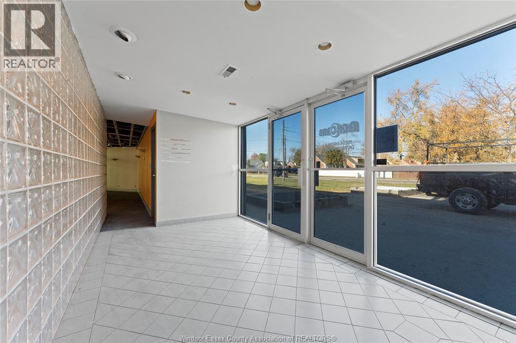 7475 Tranby Avenue, Windsor, Ontario  N8S 2B7 - Photo 6 - 26004774