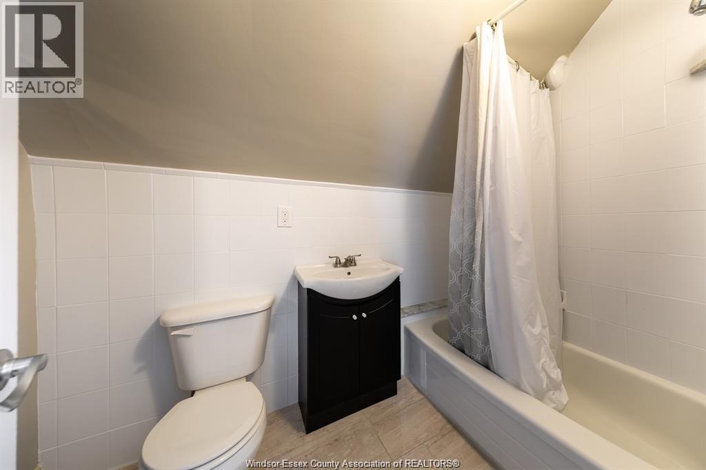 1362 Parent Avenue Unit# Upper, Windsor, Ontario  N8X 4J3 - Photo 8 - 26004881