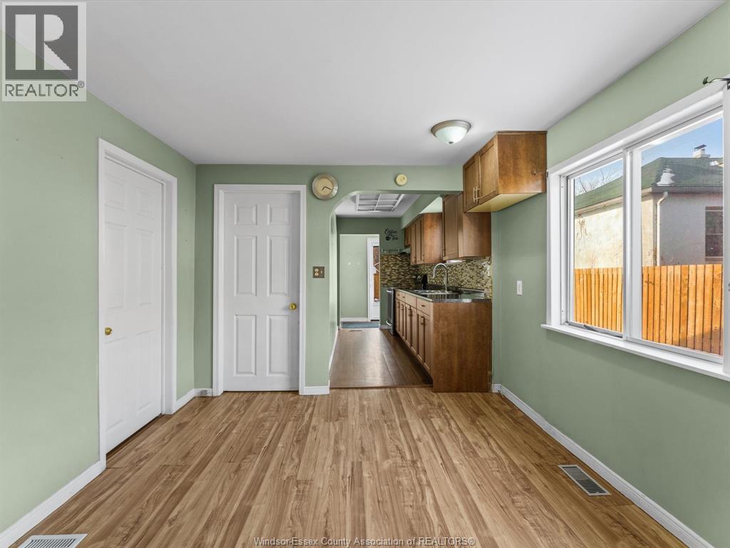 2509 Alexis Road, Windsor, Ontario  N9J 1Y3 - Photo 9 - 26004903