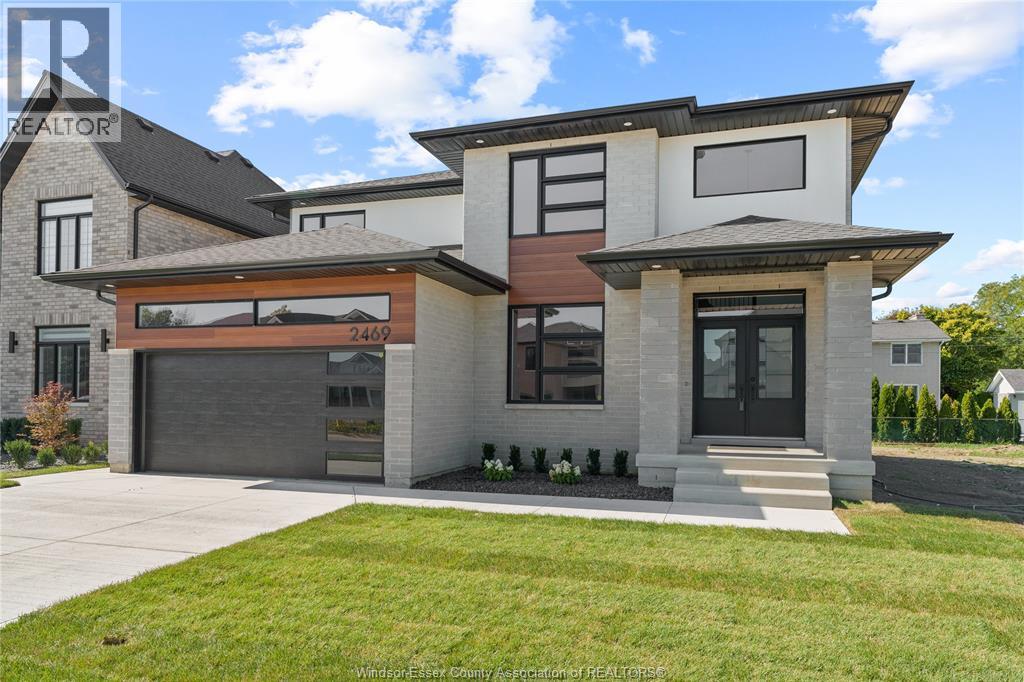 5221 Rafael, Tecumseh, Ontario  N0R 1K0 - Photo 1 - 26004933