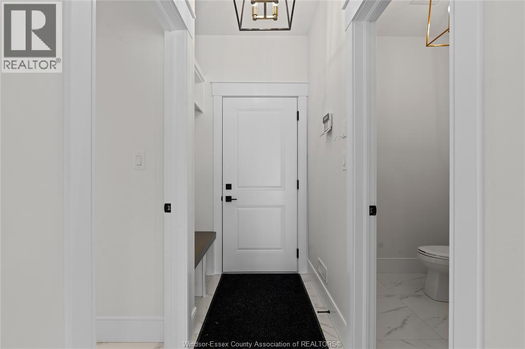 5221 Rafael, Tecumseh, Ontario  N0R 1K0 - Photo 18 - 26004933